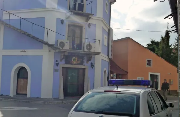 Odvetnica Monika Mavsar trdi, da so policisti in kriminalisti v 
Sežani preiskali napačne prostore in da bo to tudi dokazala.