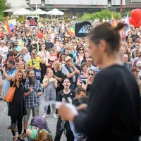 V Ljubljani več tisoč nasprotnikov politike sovra&scaron;tva