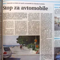 V Izoli so kljub nasprotovanju stanovalcev Kopališke in dela Kumarjeve ulice prepovedali vožnjo z avtomobili čez območje 
Svetilnika. 