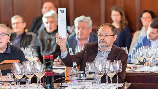Slovenski vinarji četrtič evropski prvaki v nogometu