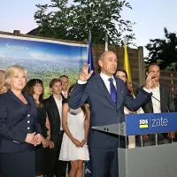 Volilni utrip od &scaron;taba do &scaron;taba