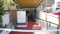 V igralnici Princess v središču mesta se je voda vpila v itison in 
laminat, zato bo treba talno podlago odstraniti.