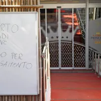 V igralnici Princess v središču mesta se je voda vpila v itison in 
laminat, zato bo treba talno podlago odstraniti.