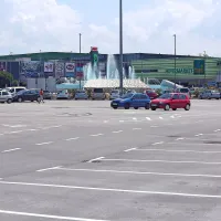 V lov za plačljivim parkirnim mestom