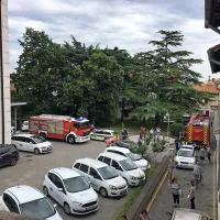 Sumljivo pošiljko so prejeli tudi v uredništvu TV Koper, naslovljena 
je bila na novinarko Eugenijo Carl.