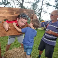 Kubed poravnal dolg s Hrastovljami