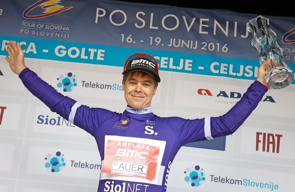 Idrijčan Jan Tratnik je pred dvema letoma na dirki po Sloveniji 
osvojil  modro majico najboljšega v točkovanju gorskih ciljev.  