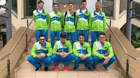 Slovenski mladinci, drugi s svetovnega prvenstva. Gašper Kragelj 
sedi drugi z leve.