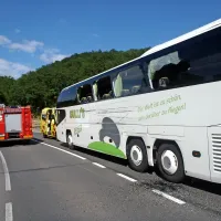Razbita stekla so porezala nem&scaron;ke srednje&scaron;olce