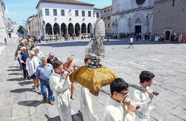 Procesija ob praznovanju sv. Nazarija