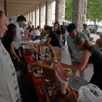 Topli večeri na prostem so kot nala&scaron;č (tudi) za ... bri&scaron;kolo