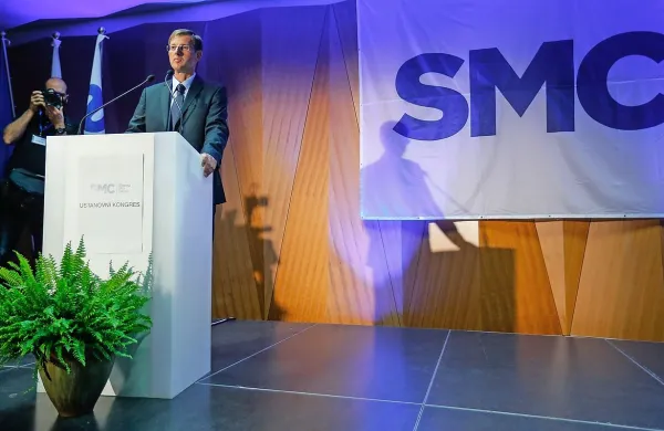 Premier, ki opravlja tekoče posle, in prvak SMC Miro Cerar je danes 
potrdil, da je SMC 