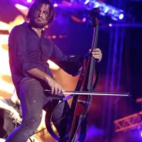 Koncert 2Cellos napolnil Koper