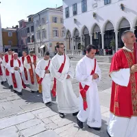 V &Scaron;kofiji Koper trije novoma&scaron;niki