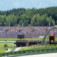 Verstappen poskrbel za domačo zmago Red Bulla