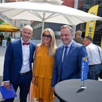 Novinarska konferenca ponudnika prevozov in potovanj Nomago, 
na kateri so predstavili shuttle bus, direktno avtobusno linijo med 
Ljubljano in letaliŠČem v Benetkah.

