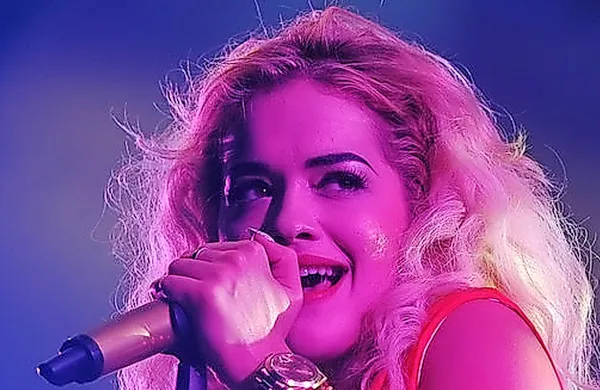 Pevka kosovskega porekla Rita Ora bo nocoj prvič nastopila na 
Hrvaškem. 