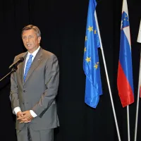 Predsednik republike Borut Pahor je včeraj nagovoril generacijo 
letošnjih maturantov novogoriške splošne gimnazije.
