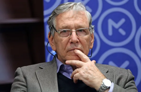 Amos Oz je pred šestimi leti gostoval pri nas in nastopil v ljubljanski knjigarni Konzorcij.  