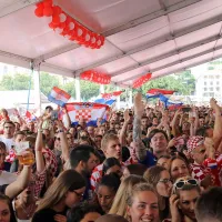 Hrva&scaron;ko in Francijo prežema navija&scaron;ka vročica
