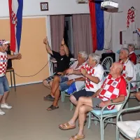 Hrva&scaron;ko in Francijo prežema navija&scaron;ka vročica