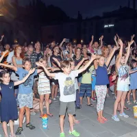 In princeska je pristala v naročju princa