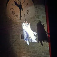 In princeska je pristala v naročju princa