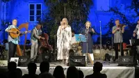  Skupini Calicanto iz Benečije so se na vrtu Circola pridružili   domačini iz Istre: zakonca Alenka in Marino  Kranjac ter  Dario Marušić. 