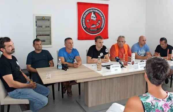 Borili se bodo za enake pravice vseh delavcev v Luki