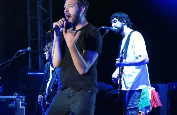 Kasabian: pevec Tom Meighan in kitarist Sergio Pizzorno