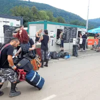 V soboto in včeraj so se v Tolmin zgrinjale množice metalcev.  