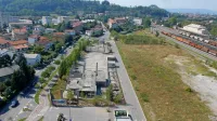  Zemljišč za še dva stolpiča na dražbi niso uspeli prodati. 