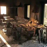 Pogorel je pritlični del znane gostilne Tonca  na Kozini.