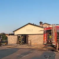 Pogorel pritlični del gostinskega lokala na Kozini