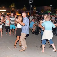 Zvezdni&scaron;ki DJ navdu&scaron;il Koper