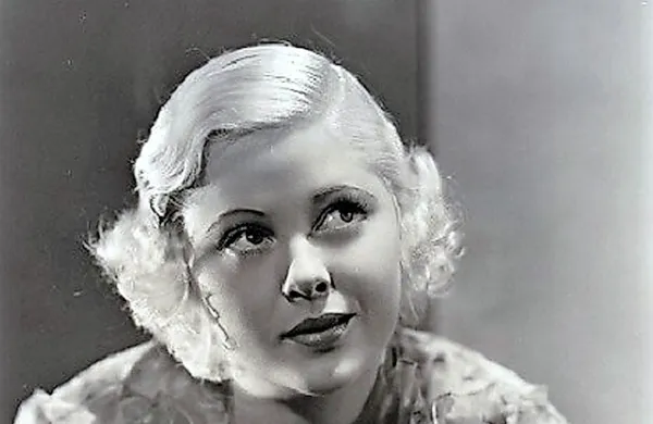 Ameriška igralka Mary Carlisle, ki je v 30. letih minulega stoletja 
nastopila v kar 50 filmih, je v sredo preminula v starosti 104 let.