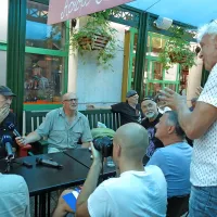 Veliki kantavtor in kitarist na Bledu