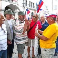 Zahtevajo ukinitev oddaje in spremembo zakona RTV