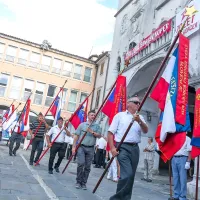 Zahtevajo ukinitev oddaje in spremembo zakona RTV