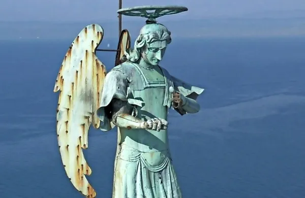 Nazadnje so kip zaradi popravila  “prizemljili” pred 110 leti.