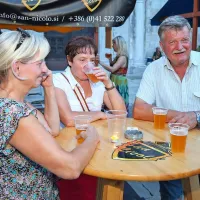 Slavje koprskih mikropivovarjev in kislic