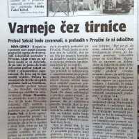 Slovenske železnice so načrtovale nevaren železniški prehod 
Saksid zavarovati z avtomatskimi zapornicami. Po 15 letih krajani 
še vedno čakajo na varnejši prehod ...

