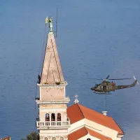 Nadangelu bodo zakrpali krila