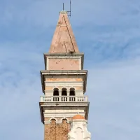 Nadangelu bodo zakrpali krila