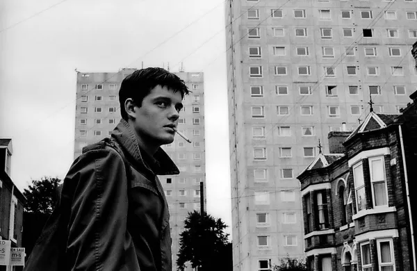 Ian Curtis se je poleg depresije boril tudi z epilepsijo.