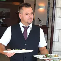 Za gostinstvo se odloča premalo mladih.