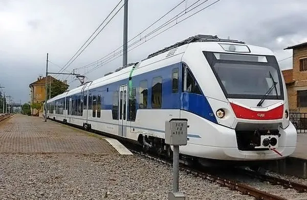Vlak med Trstom in Ljubljano od 9. septembra