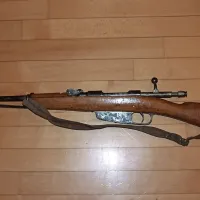 Italijanska vojaška puška naj bi bila popolnoma delujoča. 