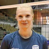 Kanalka Eva Mori je kapetanka reprezentance.