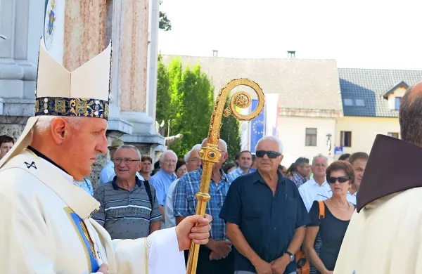 Zore pozval k odločitvi za življenje